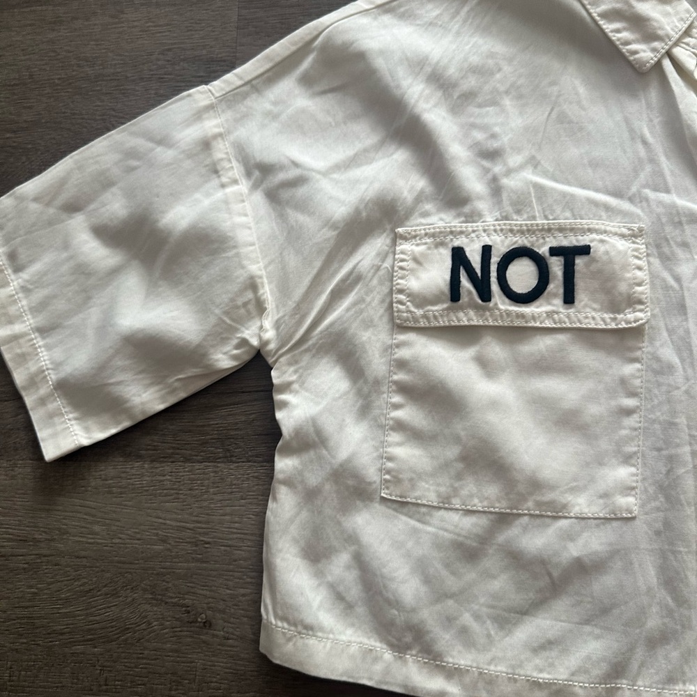 Bershka White Cropped Button-Up Shirt with Black Buttons - Picture 6 of 10